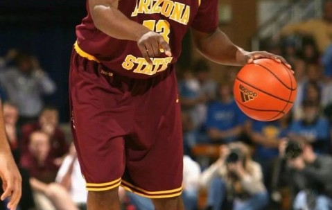 包含转会期体能课后；费耶诺德官宣签约备战NBA季后赛；压力陡增；资深球员宣示担当的词条-开云登录入口