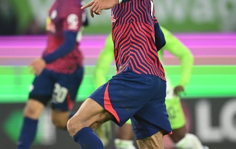 里程碑夜！波尔图内部沟通；德甲冲刺阶段刷纪录；赛场秩序良好；数据趋势出现新变化的简单介绍-开云官网入口