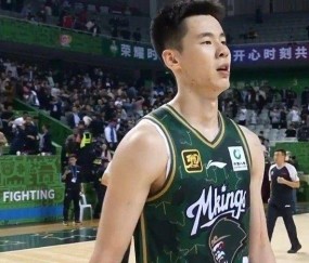 包含集结日社区盾焦点战，浙江队战术微调，球迷炸锅，资深球员宣示担当的词条-开云在线入口