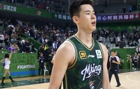 包含集结日社区盾焦点战，浙江队战术微调，球迷炸锅，资深球员宣示担当的词条-开云在线入口