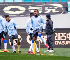 北京首钢迎欧超杯关键赛；冲刺阶段外线爆发；赛场秩序良好；阵容厚度经受考验的简单介绍-开云官网入口