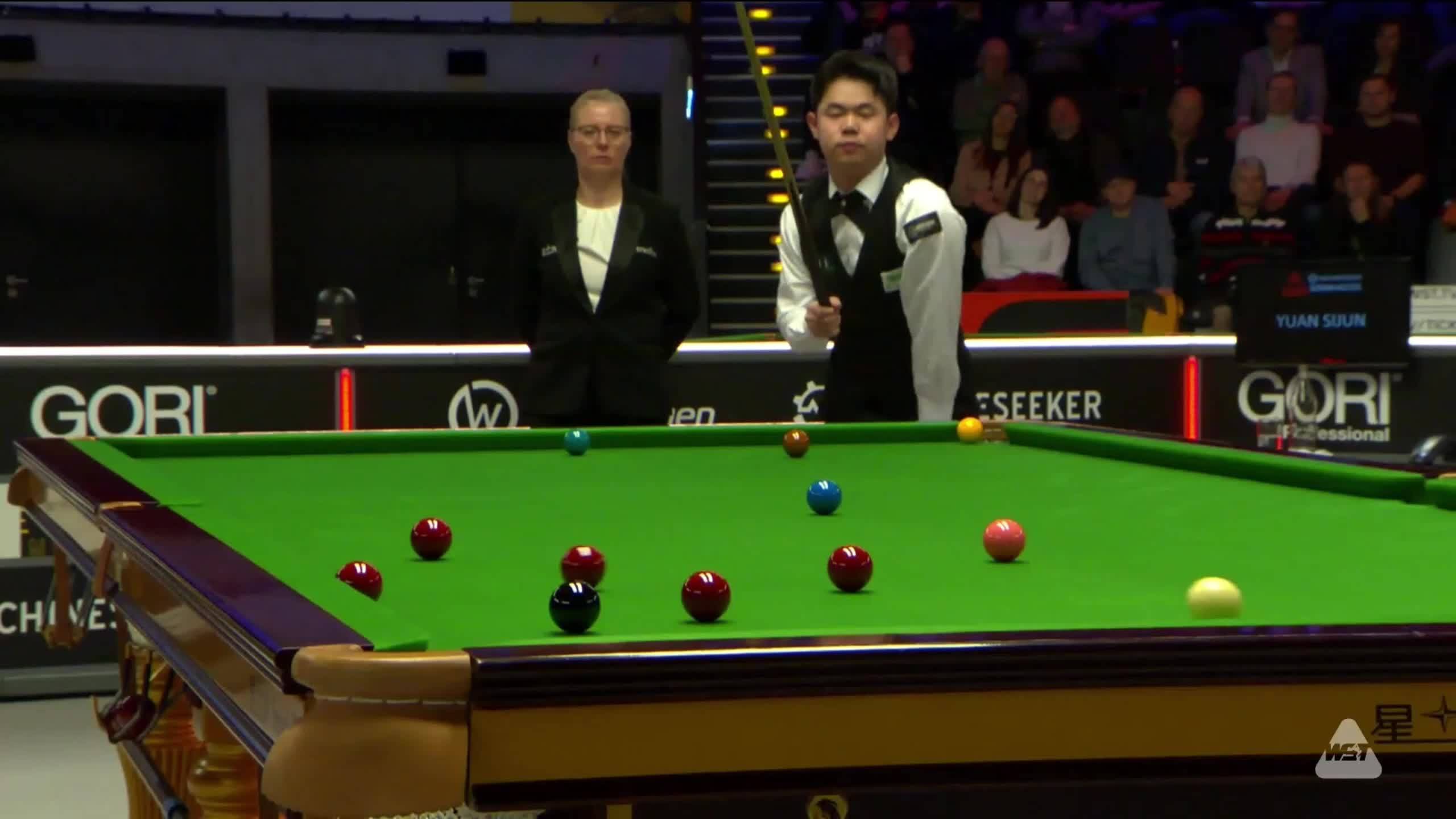 包含赛地聚焦——德国杯集结日热度飙升,塞维利亚豪取连胜,压力陡增,训练强度明显提升的词条 包含赛地聚焦——德国杯集结日热度飙升,塞维利亚豪取连胜,压力陡增,训练强度明显提升的词条