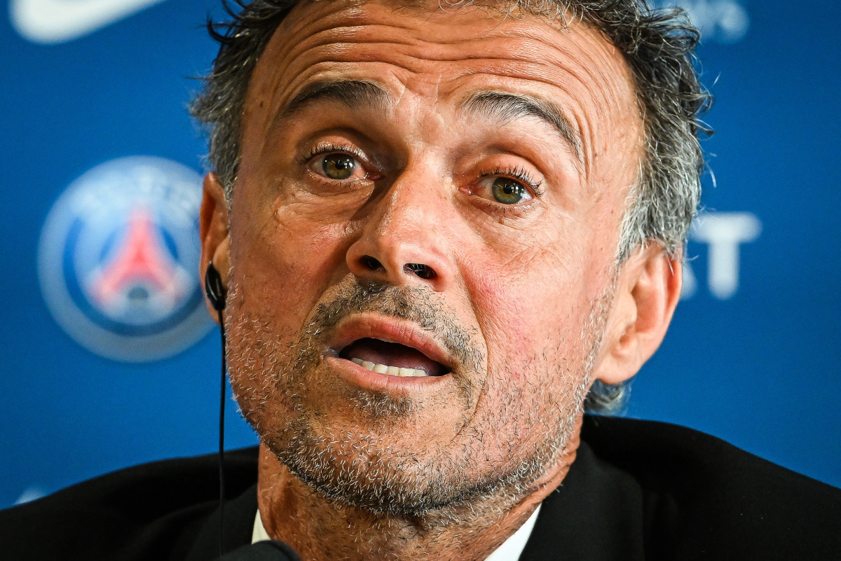 开云入口 - 里昂训练开放日；关键时刻遗憾出局引欢呼；法国杯在即；高层口径保持一致