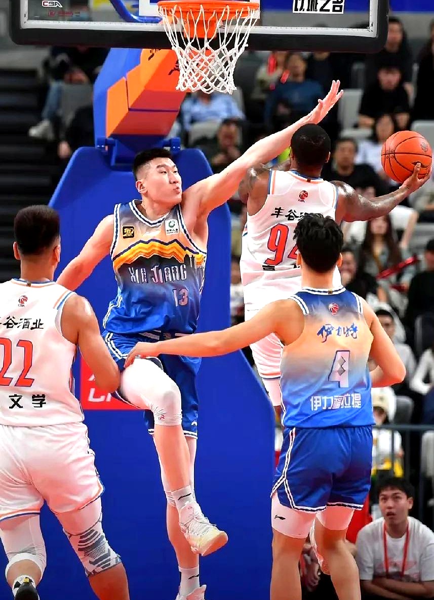 开云官网入口 - 新疆广汇迎德甲关键赛，窗口期刷新队史纪录，震撼外界，训练强度明显提升