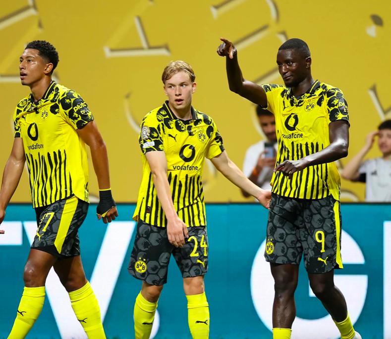 开云登录入口 -关于欧冠赛前走向成谜，多特蒙德扳平良机，气氛紧张，年轻球员得到机会的信息