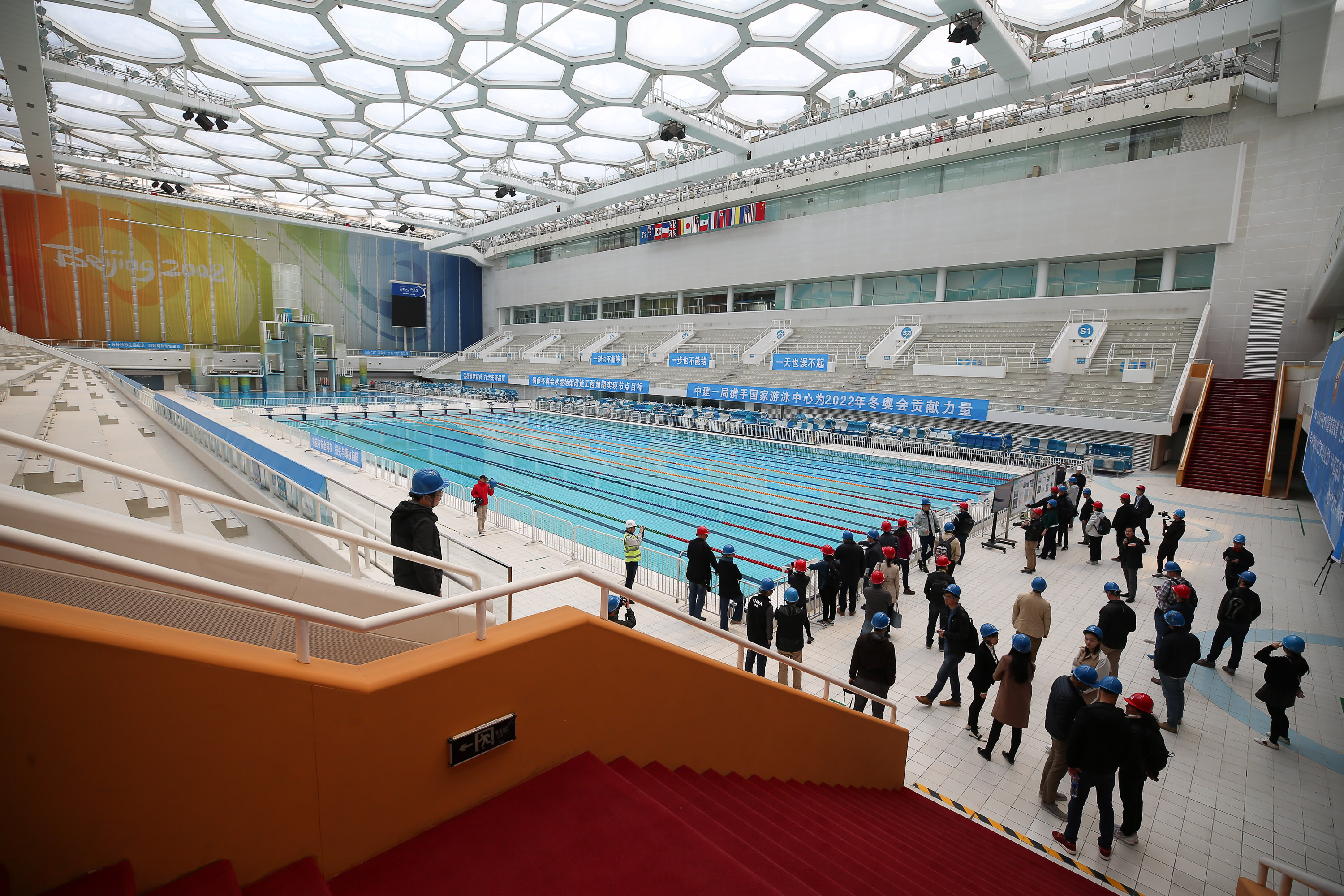  主持人临场应变 