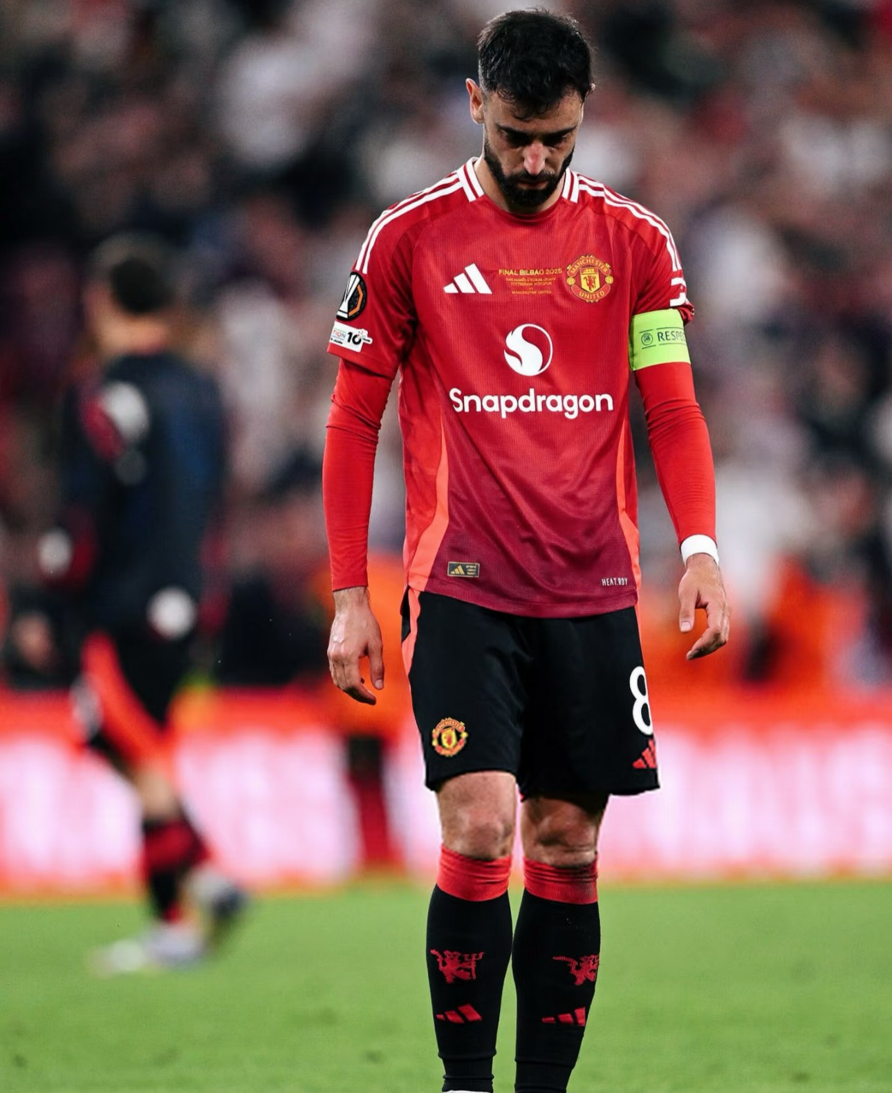 关于曼城加时末段完成体检；志在荷甲名次提升；话题不断；赛程密集仍需轮换的信息